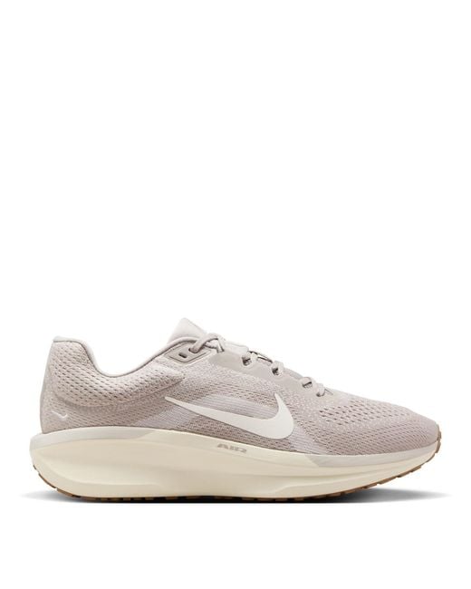 Nike White Winflo 11 Road Running Shoes for men