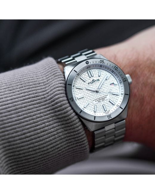 Fortis Metallic Marinemaster Automatic Stainless Steel 300M Water Resistant Auto Analogue Watch for men
