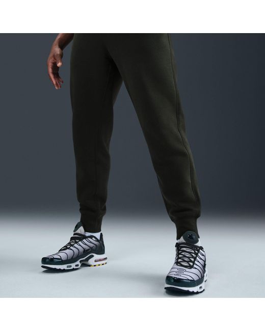 Nike Green Sportswear Club Fleece Jogging Pants for men