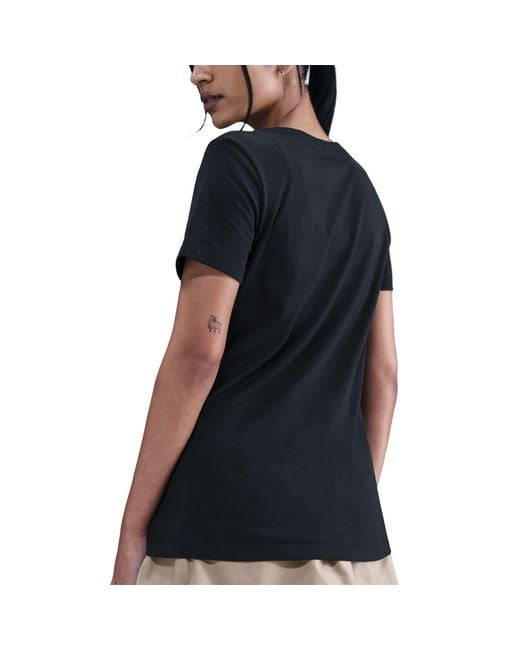 Nike Black Club V T-Shirt