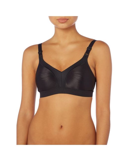 Triumph Black Studio Wellness