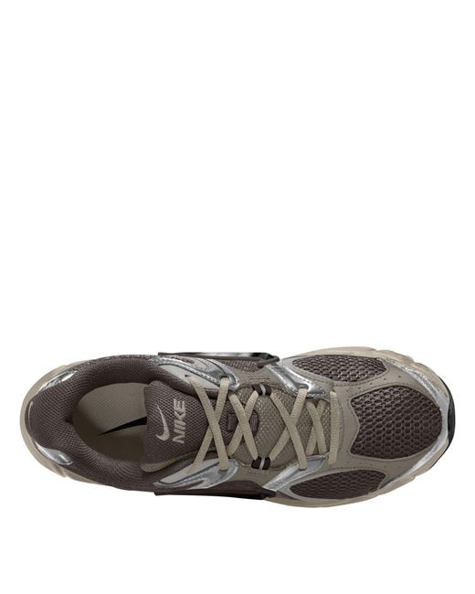 Nike Brown V5 Rnr Shoes for men