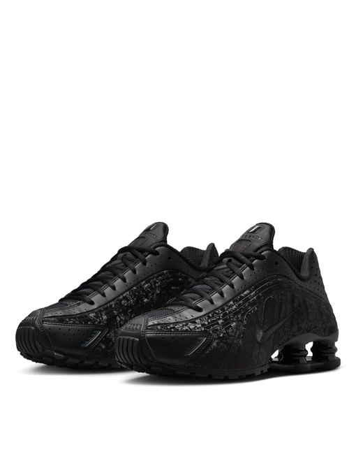 Nike Black Shox R4 Trainers