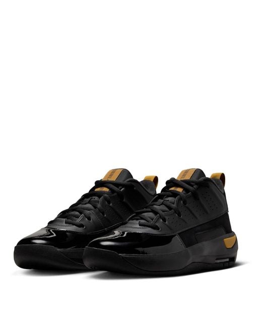 Nike Black Aj Max Aura 7 Shoes for men