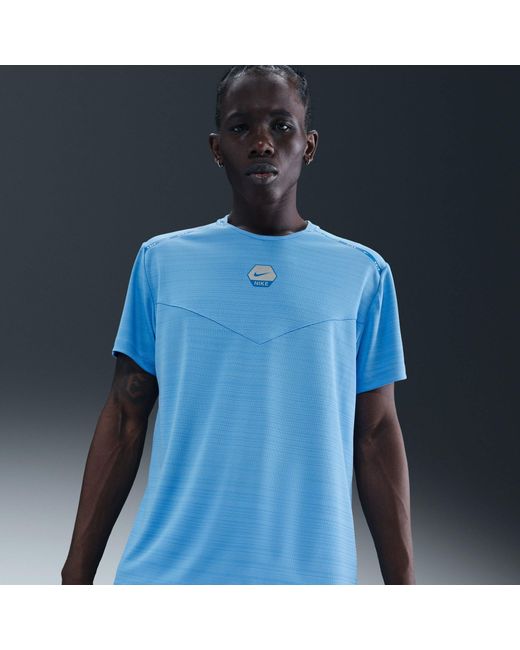 Nike Blue City Run Tee Sn61 for men