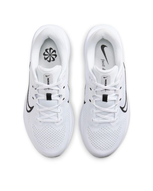 Nike White Quest 6 Road Running Shoes