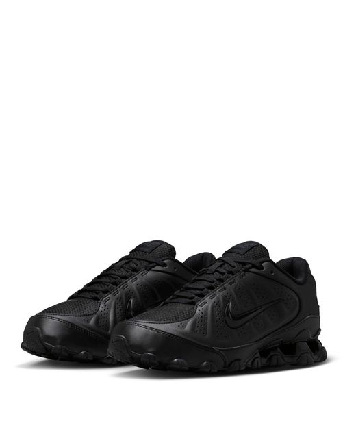 Nike Black Trainers