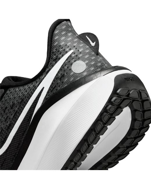 Nike Black Vomero 17 Road Running Shoes
