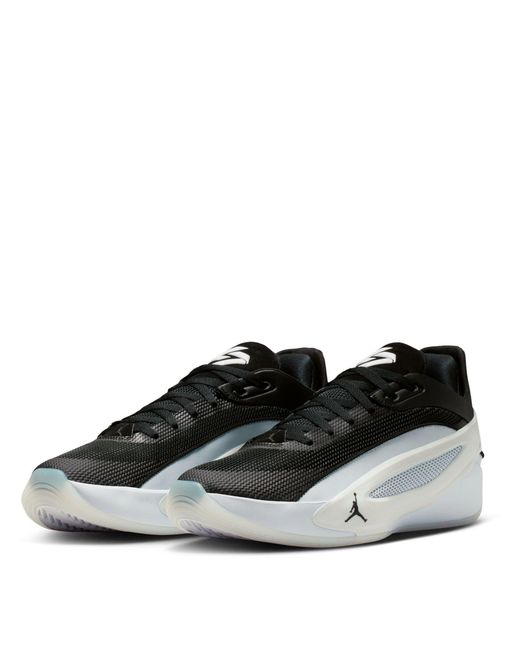 Nike Black Basketball Trainers for men