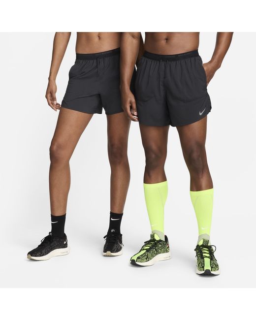 Nike Blue Stride 5In Performance Shorts for men