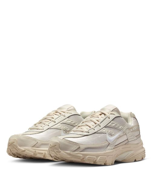 Nike White Initiator Running Shoe