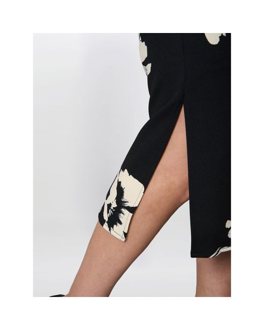 Gina Bacconi Black Joely Placement Floral Print Dress