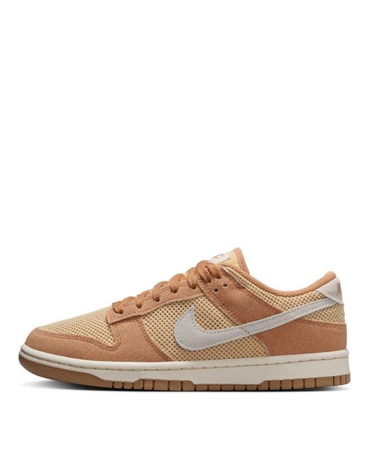 Nike Brown Dunk Low Trainers
