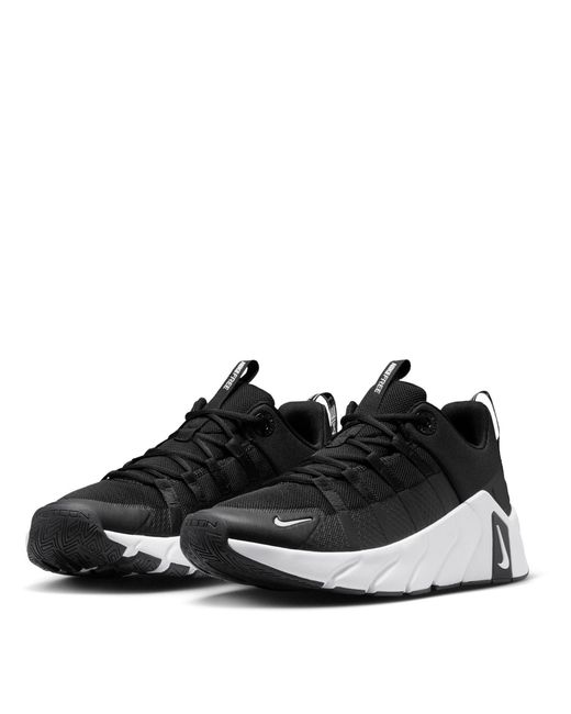 Nike Black Free Metcon 7 Training Shoes for men
