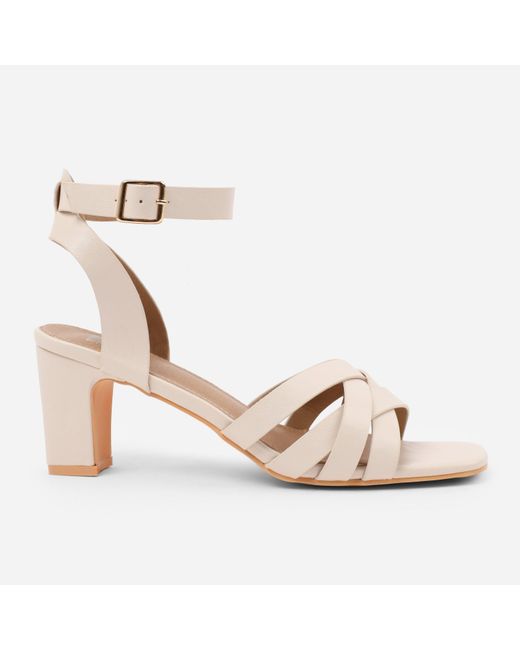 Where's That From White Creampu Caity Wide-Fit Triple Link-Chain Detail Sa
