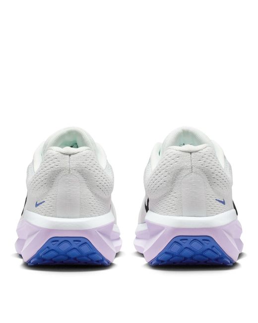 Nike White Winflo 11 Road Running Shoes