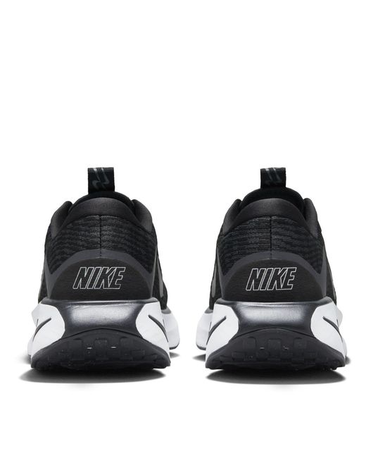 Nike Black Motiva Walking Shoes for men