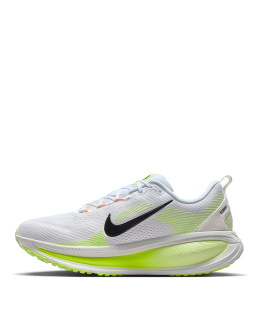 Nike Green Vomero 18 Running Shoes for men