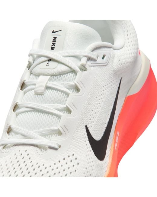 Nike White Winflo 11 Road Running Shoes for men
