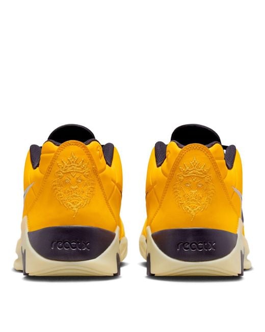 Nike Yellow Basketball Trainers for men