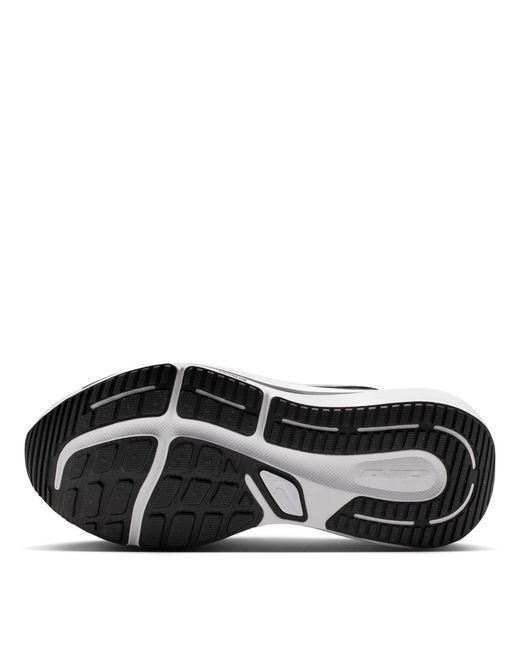 Nike Black Winflo 12 Running Shoes for men