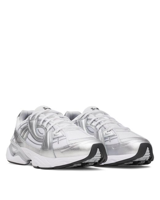 Under Armour White Sola Runners for men