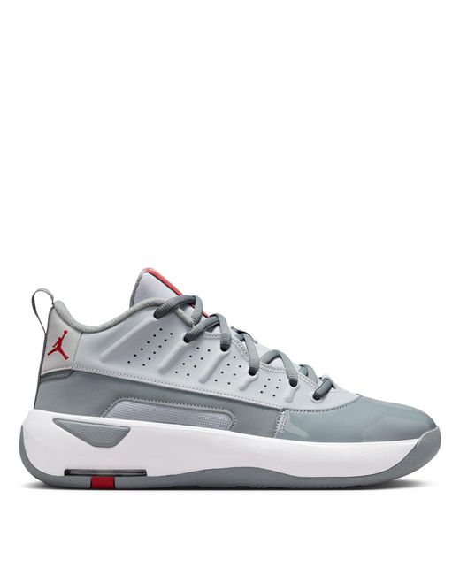 Nike Gray Aj Max Aura 7 Shoes for men
