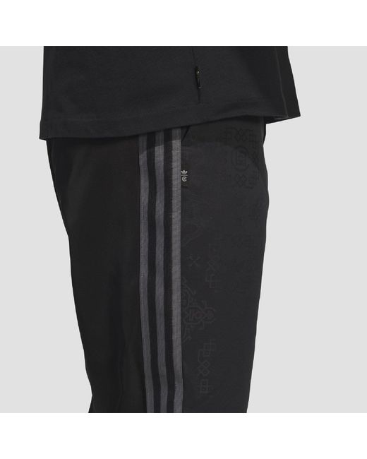 Adidas Originals Gray Clot Lny Allover Print Tracksuit Bottoms for men