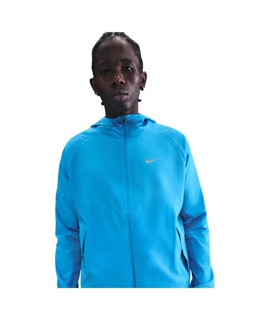 Nike Blue Miler Repel Running Jacket for men