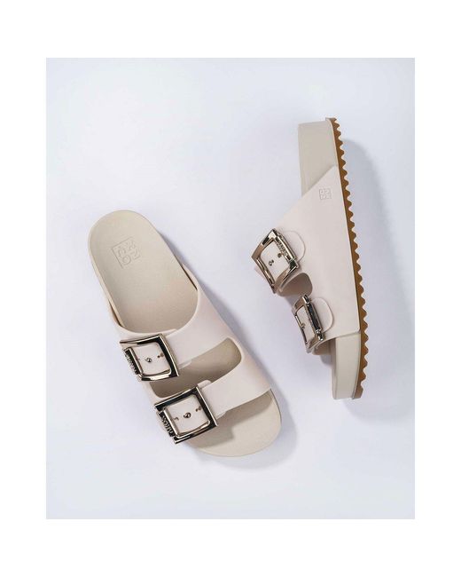 Zaxy Gray Flat Sandals