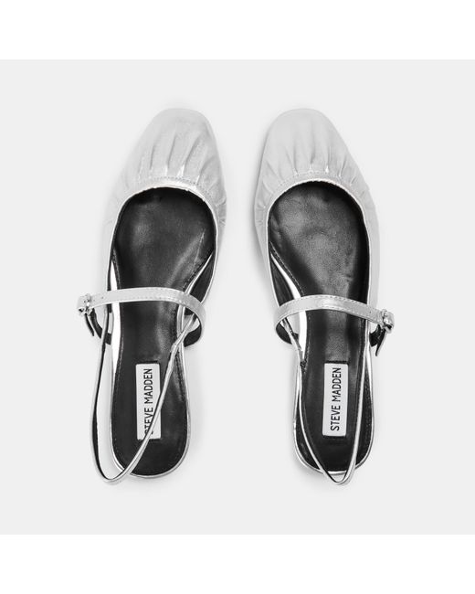 Steve Madden White Garson Flat Sandals
