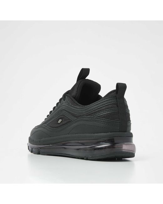 British Knights Black Zion Lightweight Lace Up Trainers for men