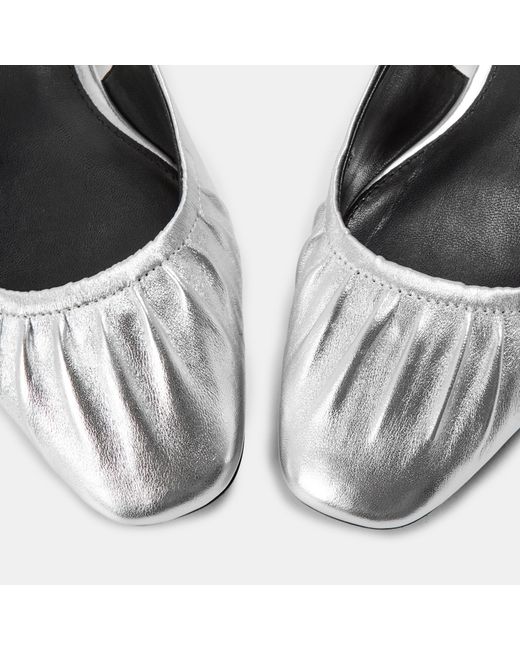 Steve Madden White Garson Flat Sandals