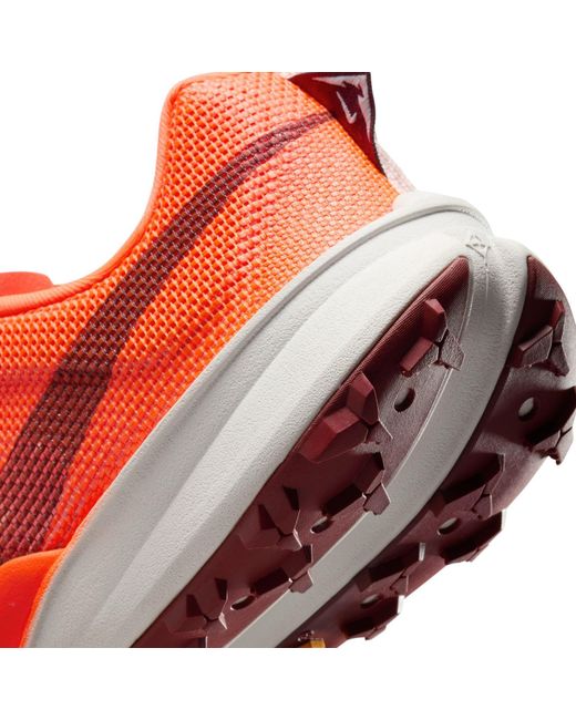 Nike Red Kiger 10 Trail Running Shoes for men