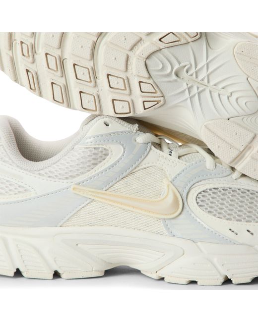 Nike White V5 Rnr