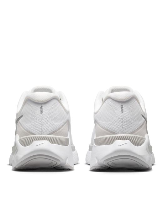 Nike White Everyday Running Shoes