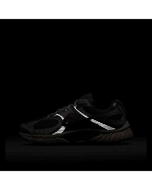 Nike Brown V5 Rnr Shoes for men