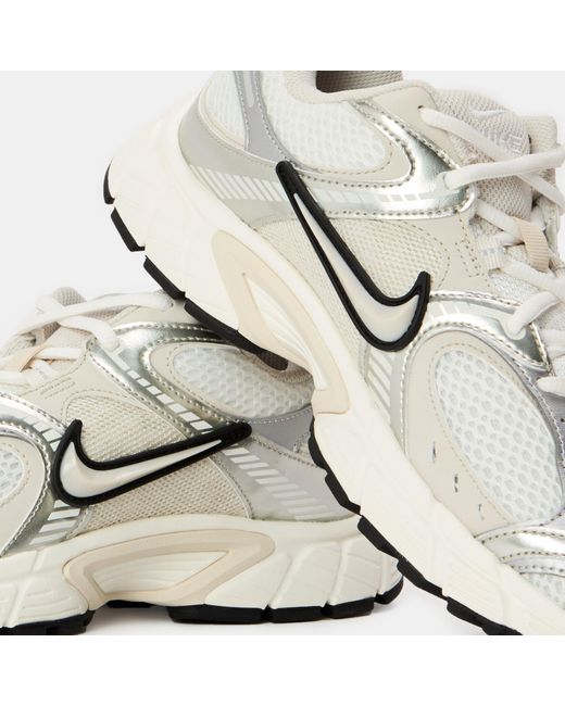Nike White V5 Rnr
