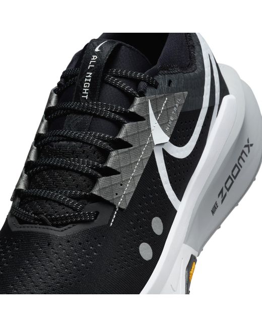 Nike Black Zegama Trail Running Shoes for men
