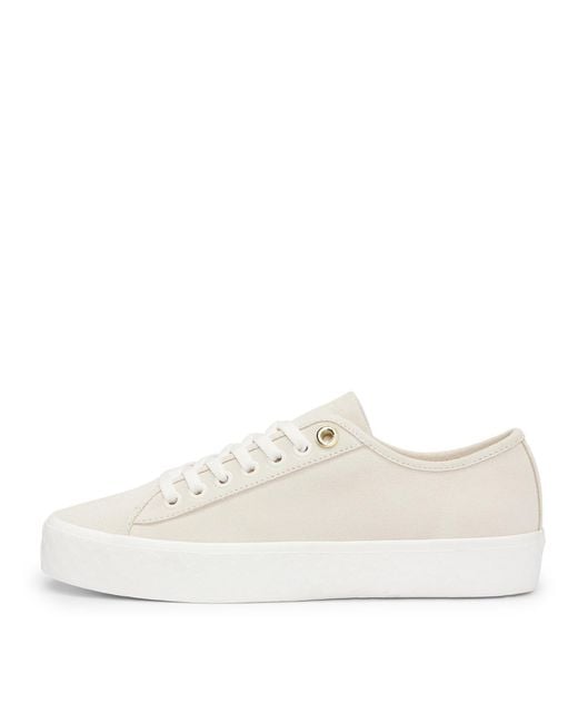 Boss White Aiden Tennis Shoes, Iconic Logo