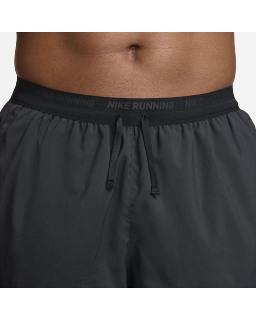 Nike Blue Stride 5In Performance Shorts for men