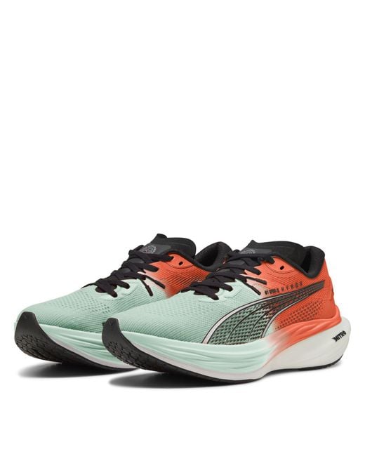 PUMA Green Deviate Nitro 3 Running Shoes for men