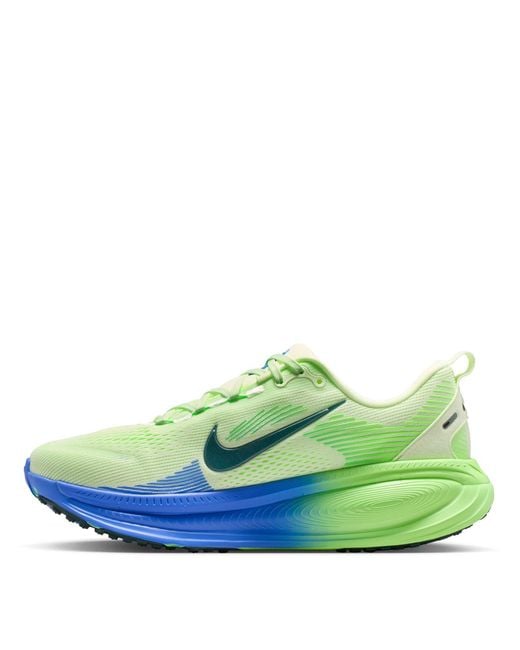 Nike Green Vomero 18 Running Shoes for men