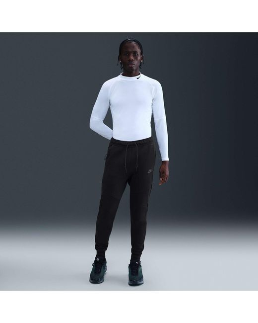 Nike Black Sportswear Tech Fleece Joggers for men