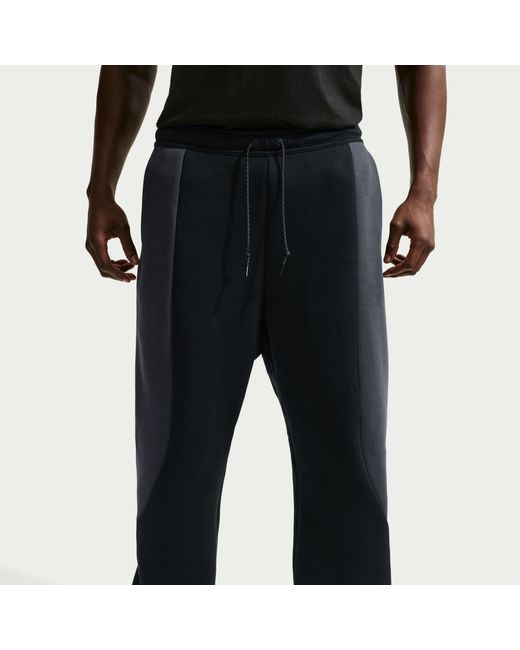 Nike Black Closed Hem Tracksuit Joggers for men