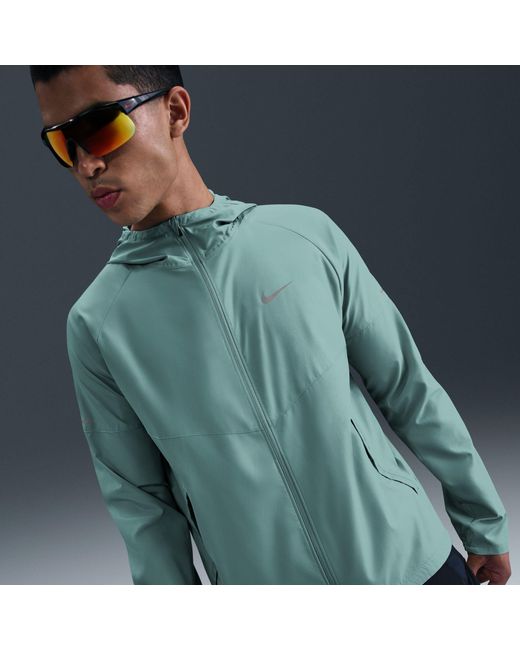 Nike Blue Miler Repel Running Jacket for men