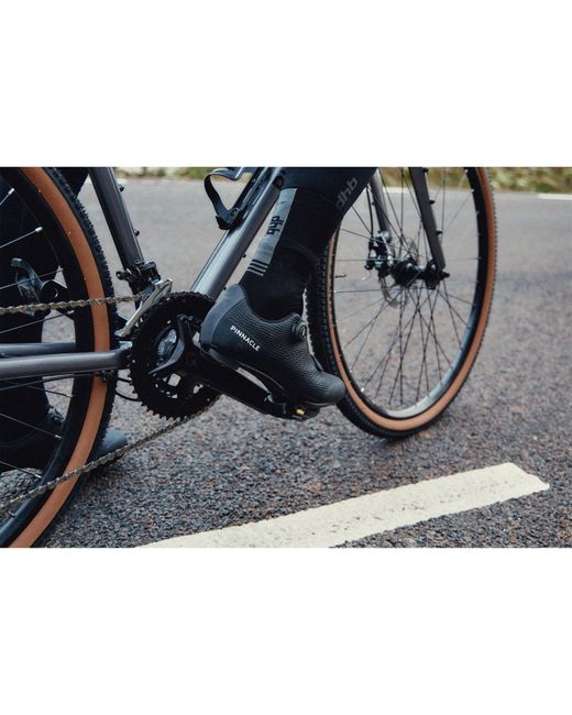 Pinnacle Black Radium Road Cycling Shoes