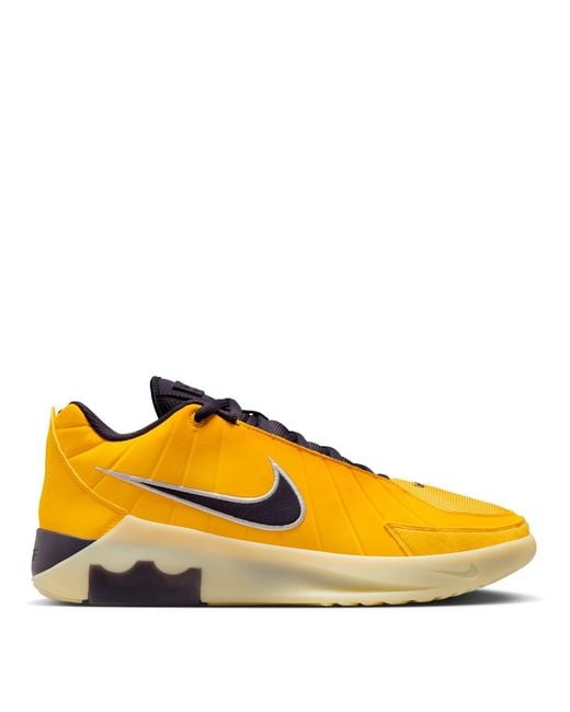 Nike Yellow Basketball Trainers for men