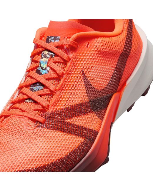 Nike Red Kiger 10 Trail Running Shoes for men