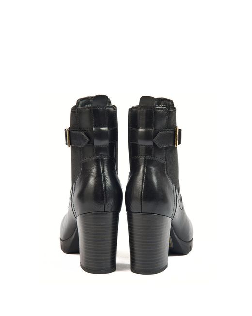 Pod Black Nala Boot
